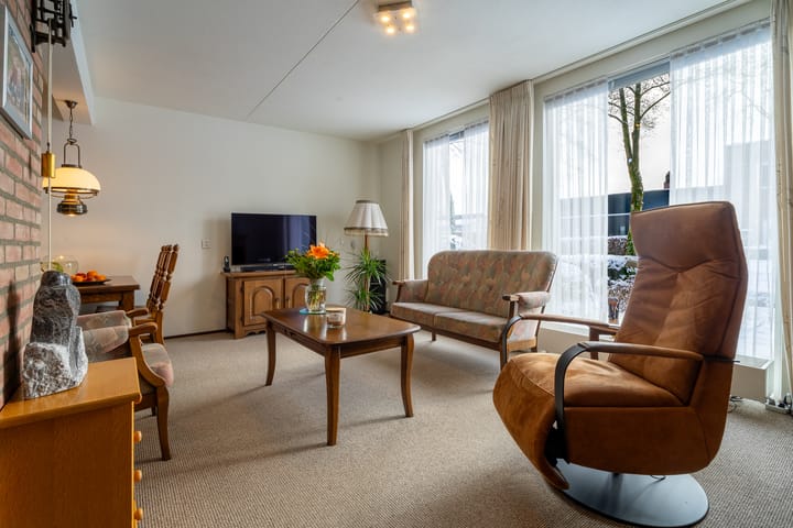 Foto 5 van Den Dries 15