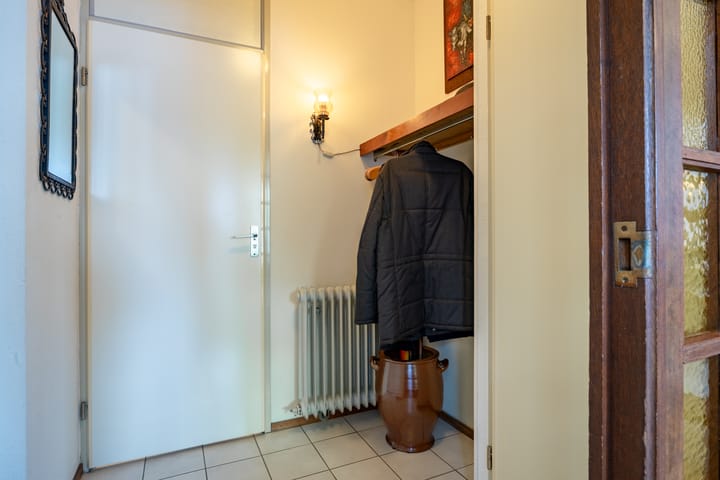 Foto 11 van Den Dries 15