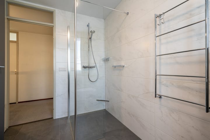 Foto 24 van Den Dries 15