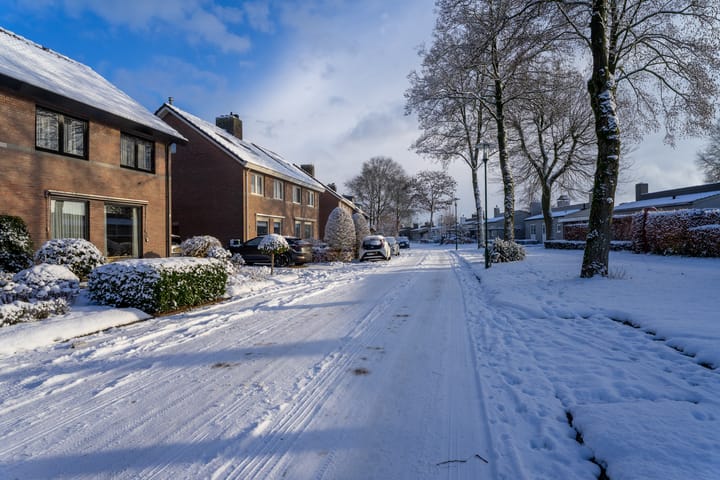 Foto 32 van Den Dries 15