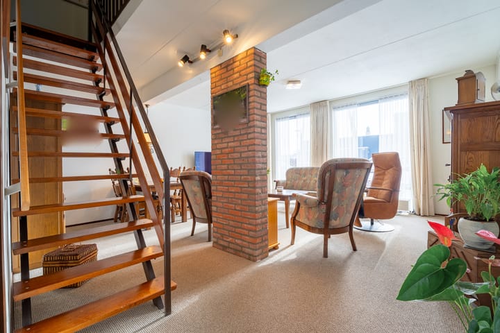 Foto 4 van Den Dries 15