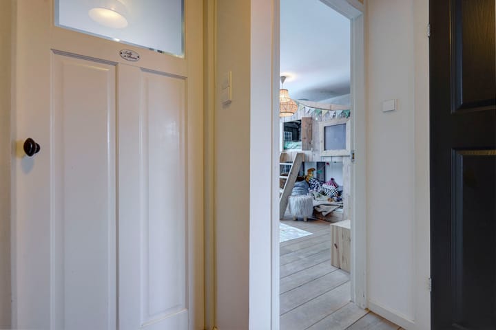 Foto 37 van Johannes Poststraat 7