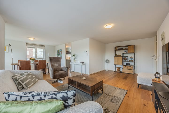 Photo 2 of Kazernestraat 67