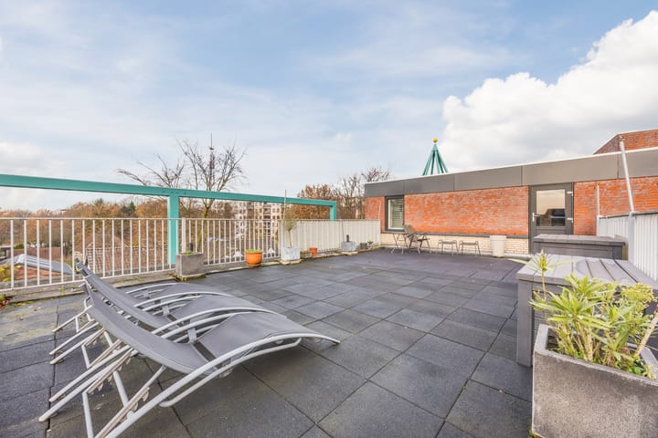 Photo 4 of Kazernestraat 67