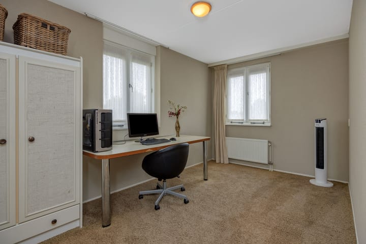 Foto 26 van Hengmeng 100