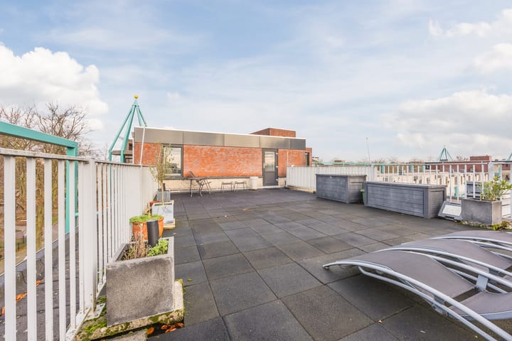 Foto 44 van Kazernestraat 67