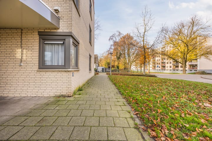 Foto 50 van Kazernestraat 67