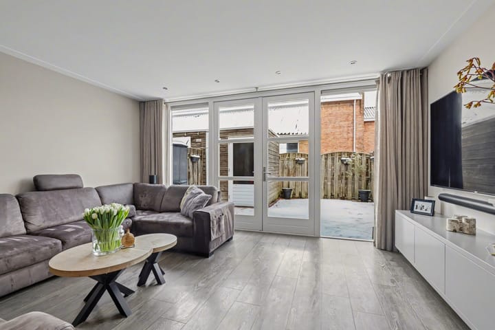 Photo 2 of Langevaart 72