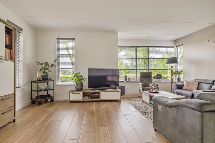 Photo 6 of Haarweg 1-E