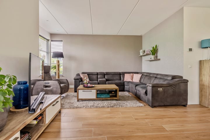 Photo 7 of Haarweg 1-E