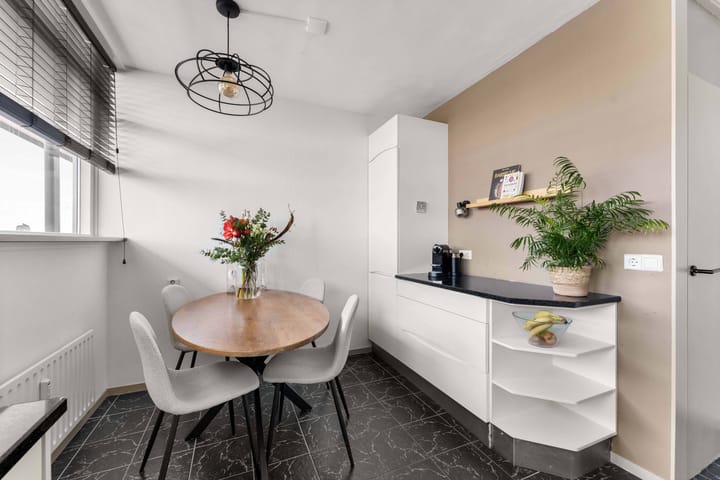 Foto 25 van Titus Brandsmastraat 93