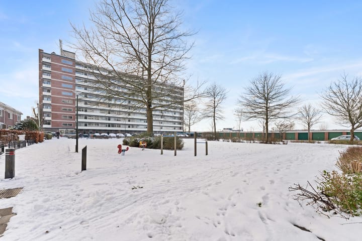 Foto 33 van Titus Brandsmastraat 93