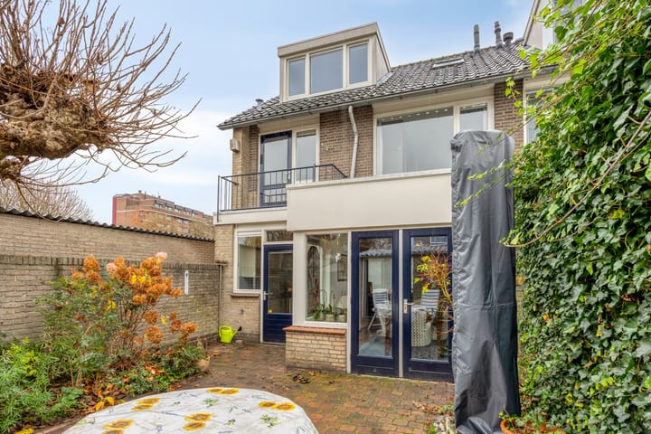 Photo 4 of Schermerstraat 2