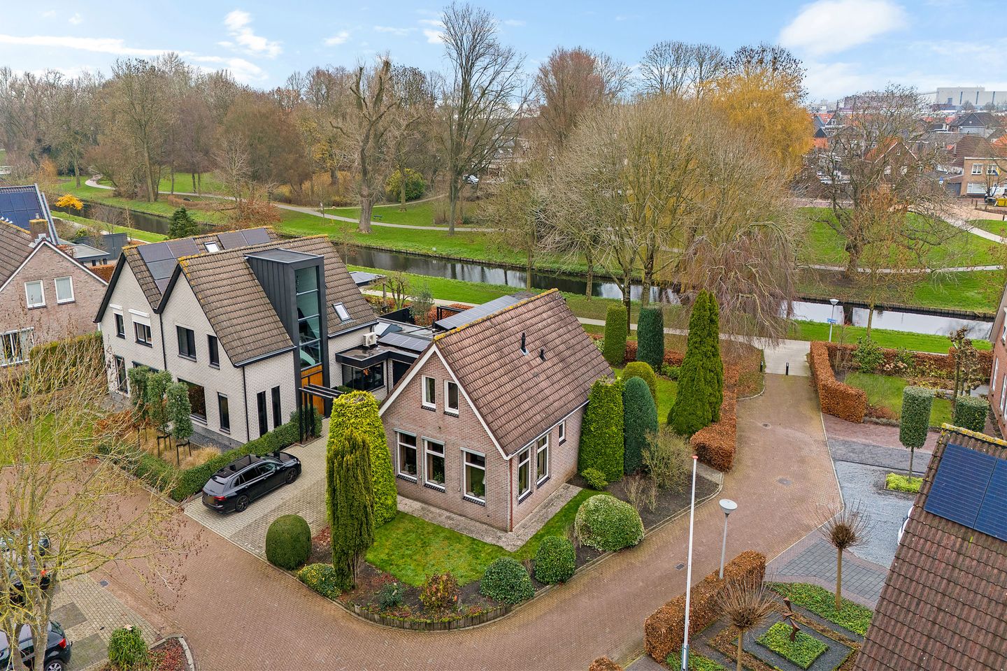 Foto 1 van Lisdodde 40