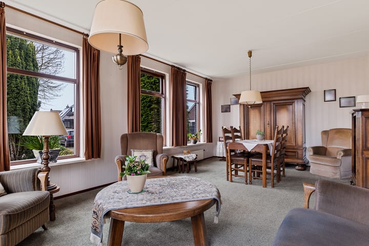 Foto 11 van Lisdodde 40