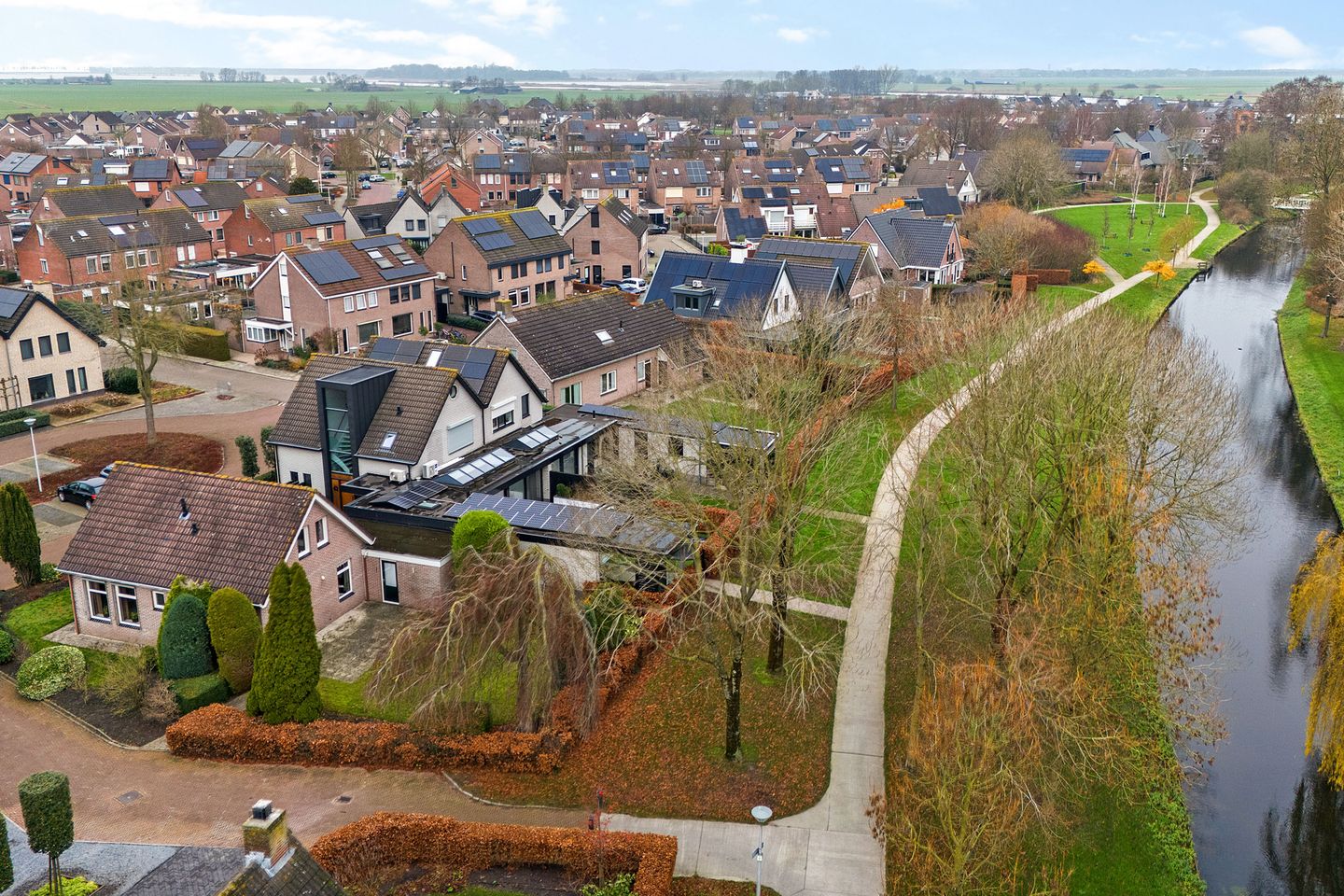 Photo 20 of Lisdodde 40