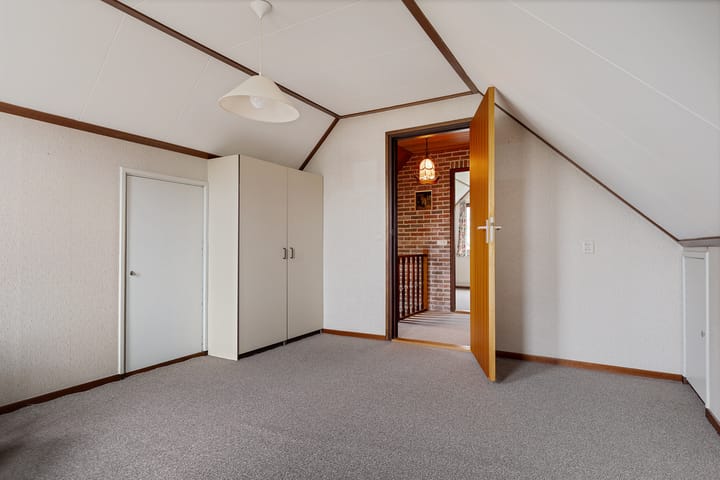 Foto 32 van Lisdodde 40