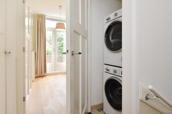 Foto 19 van Van Nijenrodestraat 49