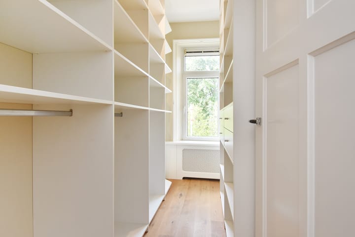 Foto 20 van Van Nijenrodestraat 49