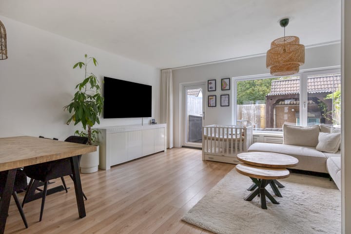 Foto 10 van Dotterbloem 52