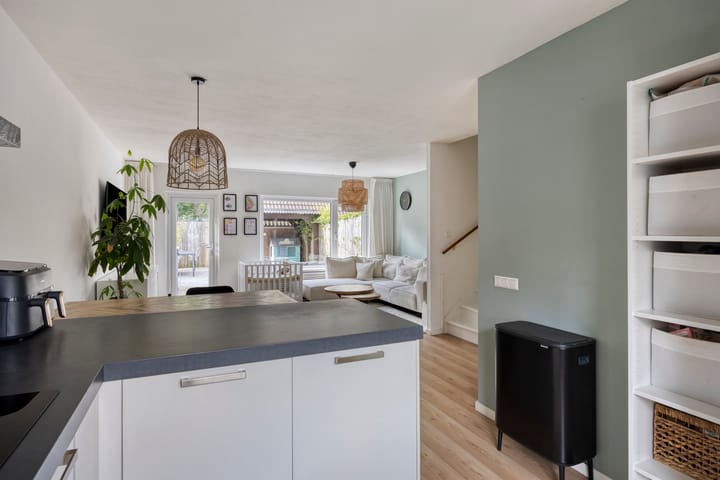 Foto 15 van Dotterbloem 52