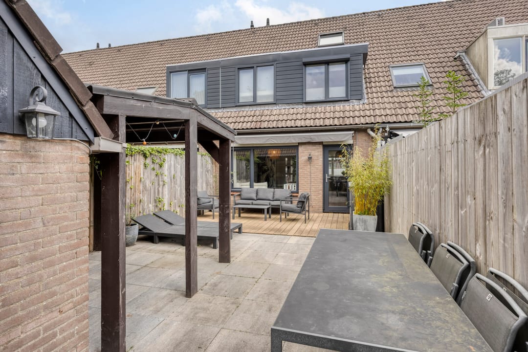 Foto 2 van Dotterbloem 52