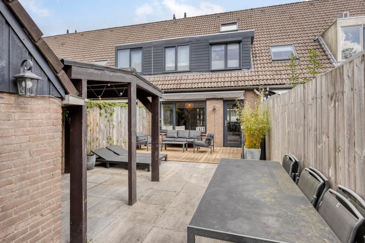 Foto 2 van Dotterbloem 52