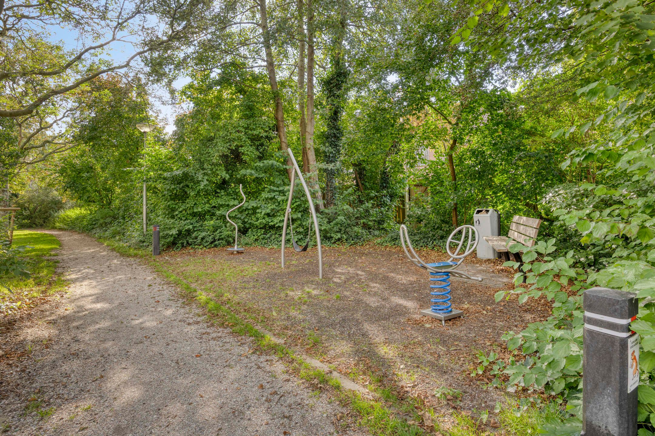 Foto 30 van Dotterbloem 52