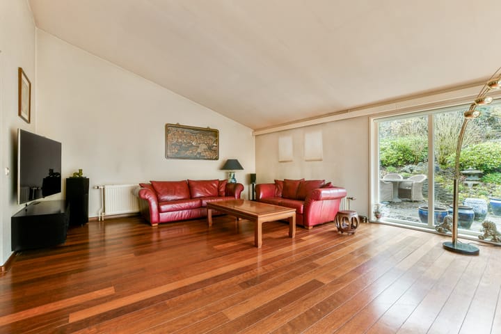 Foto 7 van Maurice Chevalierstraat 15