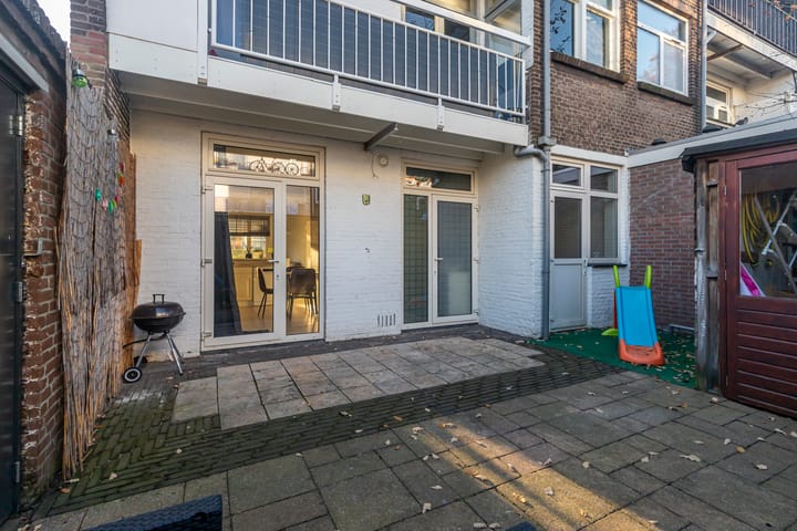 Photo 17 of Bussumsestraat 145