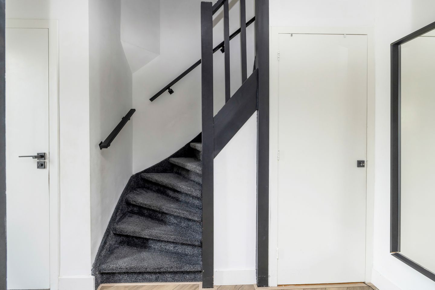 Photo 4 of Spaarnestraat 1-A