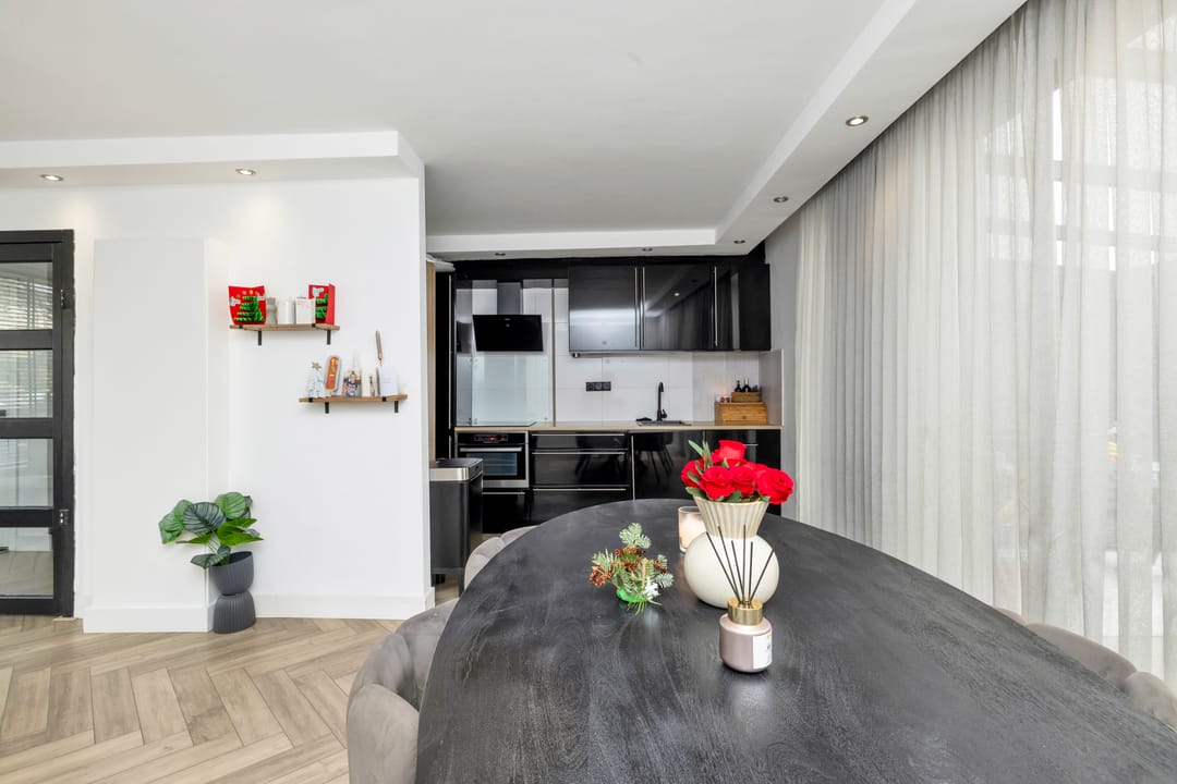 Photo 8 of Spaarnestraat 1-A