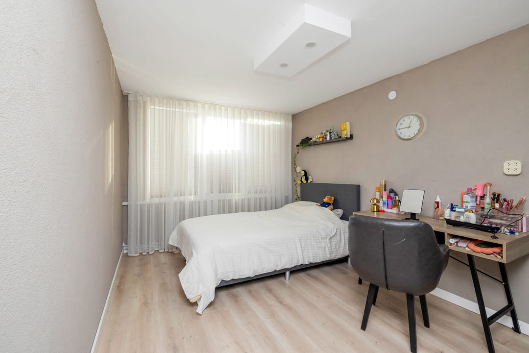 Photo 32 of Spaarnestraat 1-A