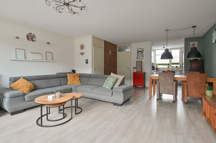 Foto 9 van Bartokweg 11