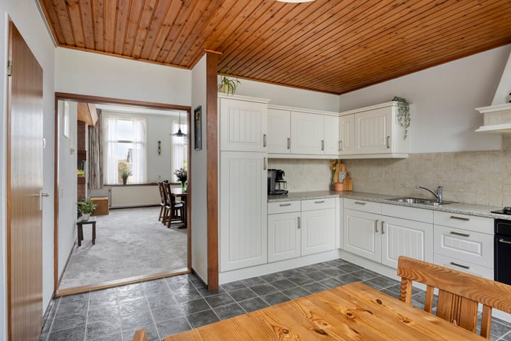 Foto 14 van Provincialeweg Oost 56