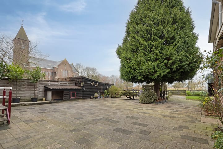 Foto 21 van Provincialeweg Oost 56