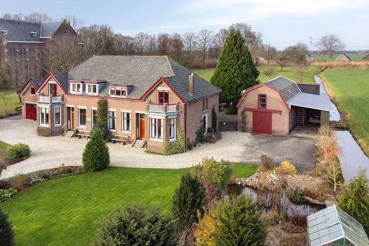 Foto 46 van Provincialeweg Oost 56