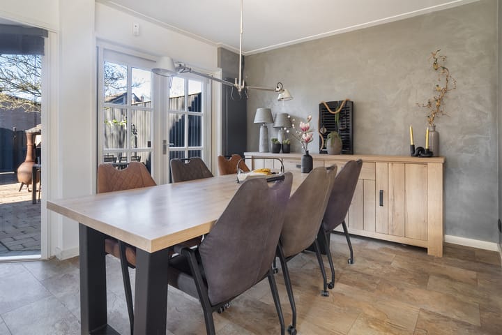 Foto 13 van Karveelstraat 77