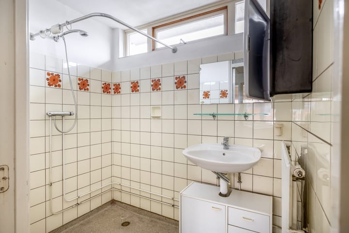 Photo 17 of Reggestraat 46