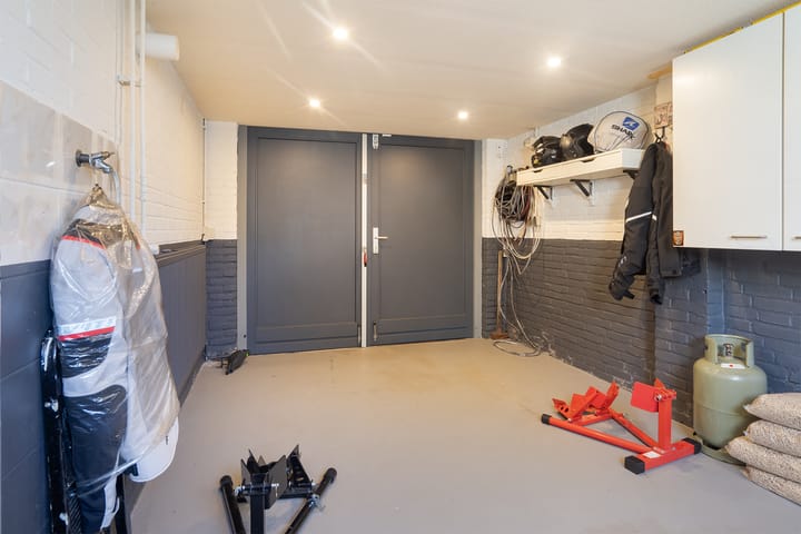 Foto 38 van Karveelstraat 77