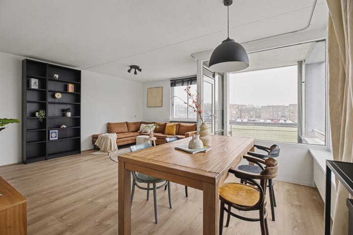 Foto 11 van IJplein 131