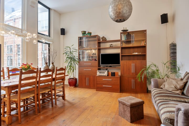 Foto 8 van Hugo de Grootstraat 33