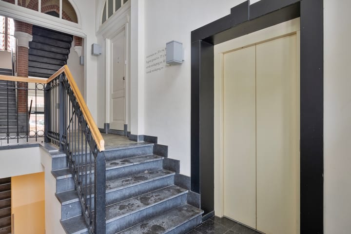 Foto 37 van Hugo de Grootstraat 33