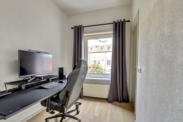 Foto 20 van Makassarstraat 77