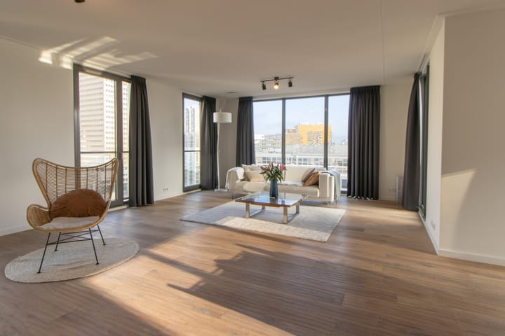 Foto 4 van Kruiskade 2-L