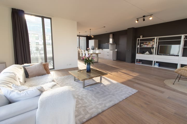 Foto 6 van Kruiskade 2-L