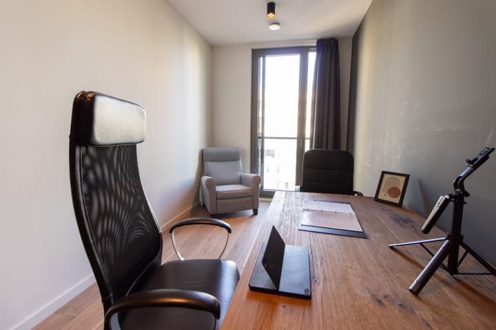 Foto 21 van Kruiskade 2-L