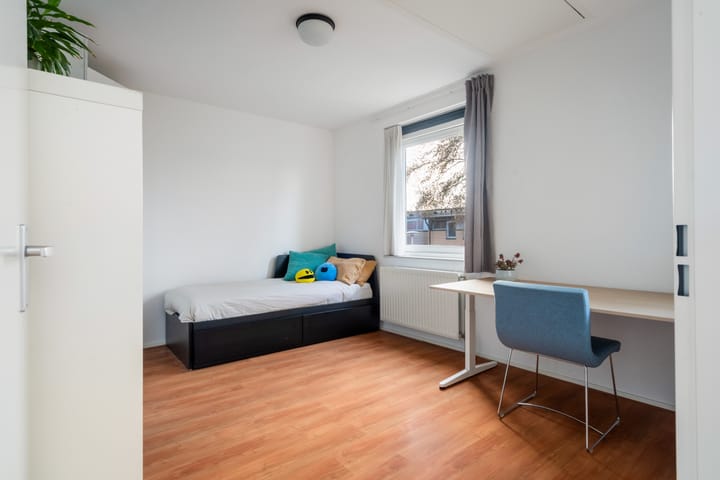 Foto 27 van Eduard Künnekehof 21