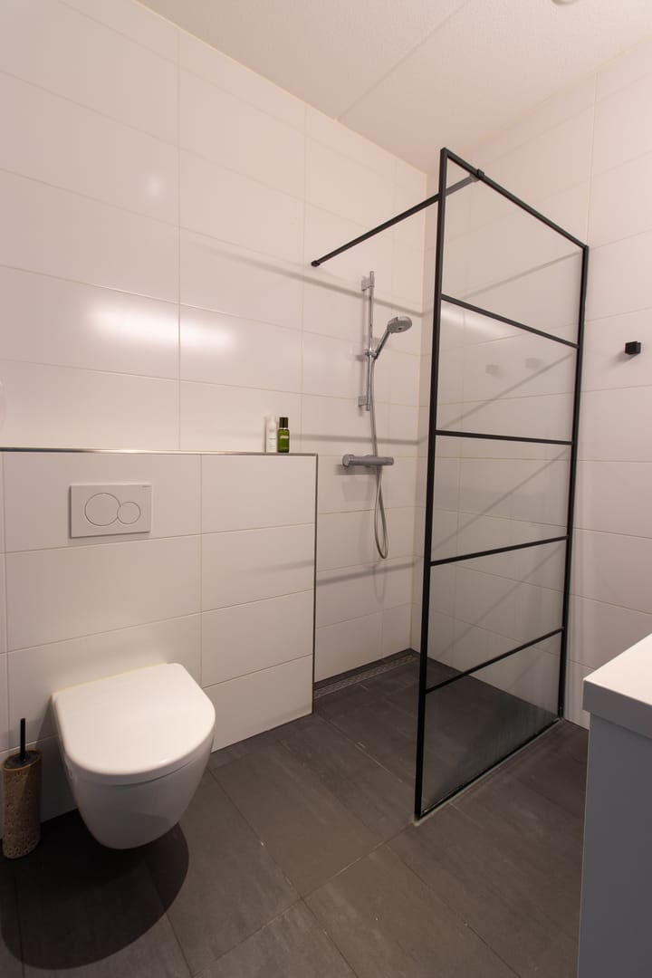 Foto 30 van Kruiskade 2-L