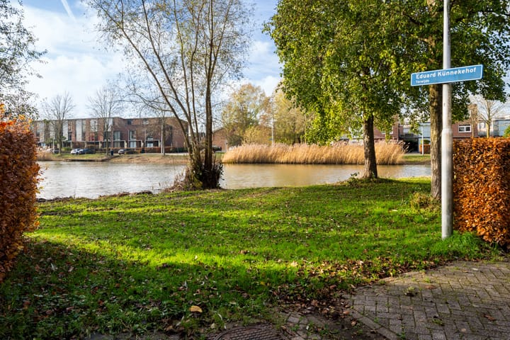 Foto 41 van Eduard Künnekehof 21